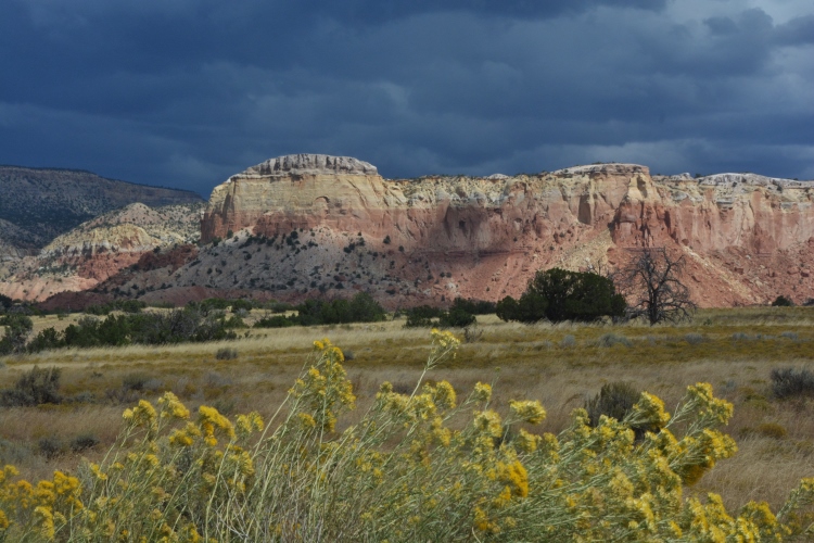 Scenery between Ghost Ranch and the town of Abiquiu